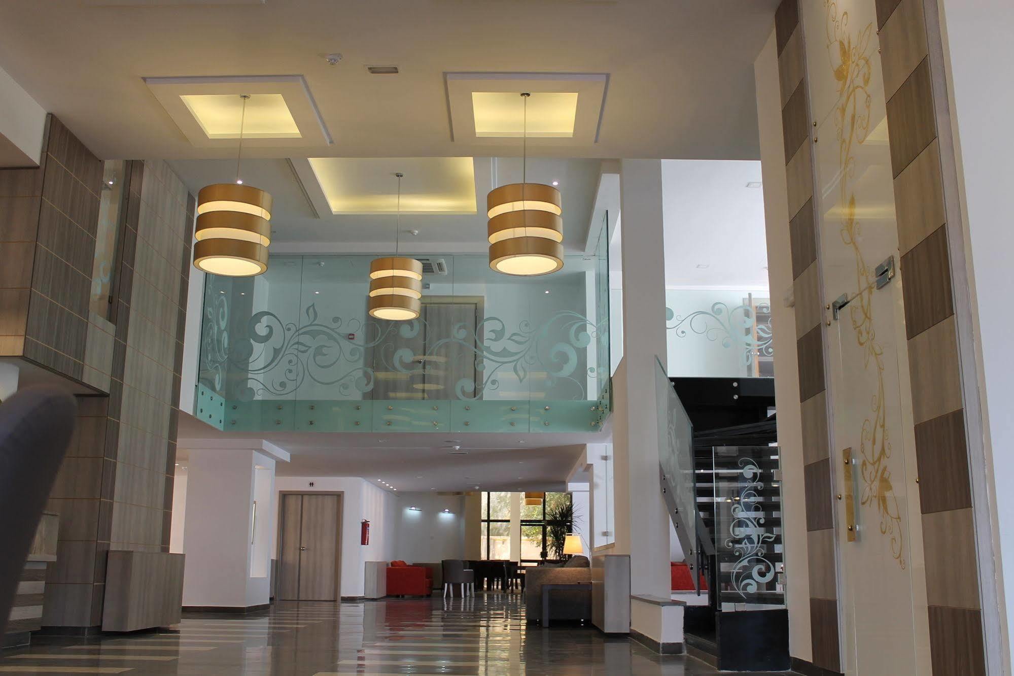 Hotel Lac Leman, Les Berges Du Lac Tunis Exteriör bild